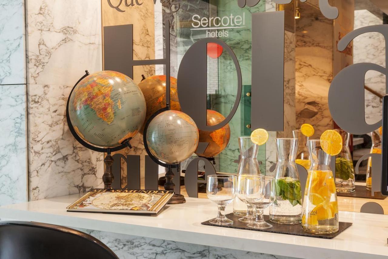 Esentia Togumar - Triple 3 Adults Hotel - Madrid — Photos 3